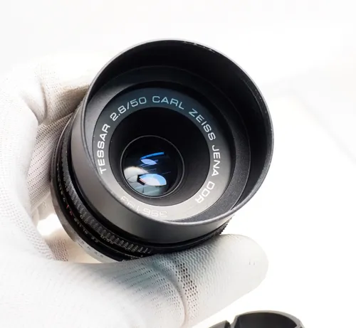 R$595 Lente Carl Zeiss Jena Tessar 50mm F2.8 M42 + Adaptador