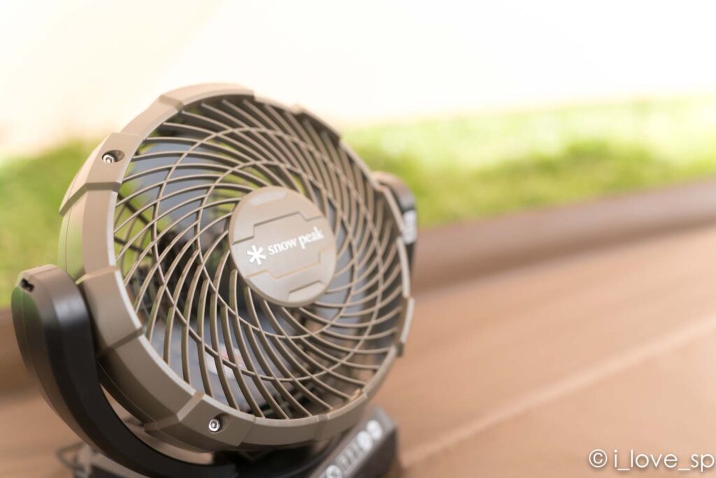 マキタのバッテリー無しでスノーピークのフィールドファンをデイ