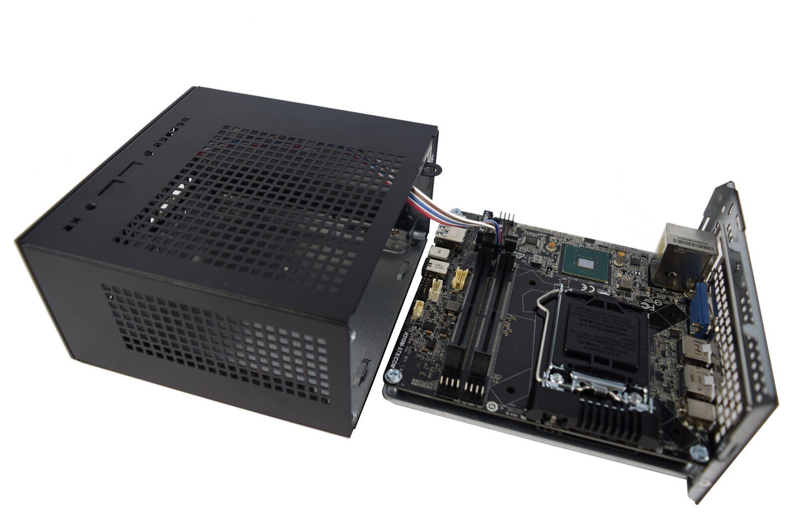 Asrock DeskMini 310 Review | PCMag