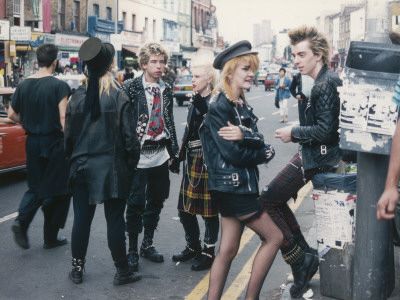 70s punks | Punk fashion, Punk outfits, 80s punk fashion