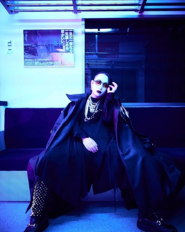 キズ 来夢 on Instagram: “今月Cure表紙やらさせてもろてます” | Visual