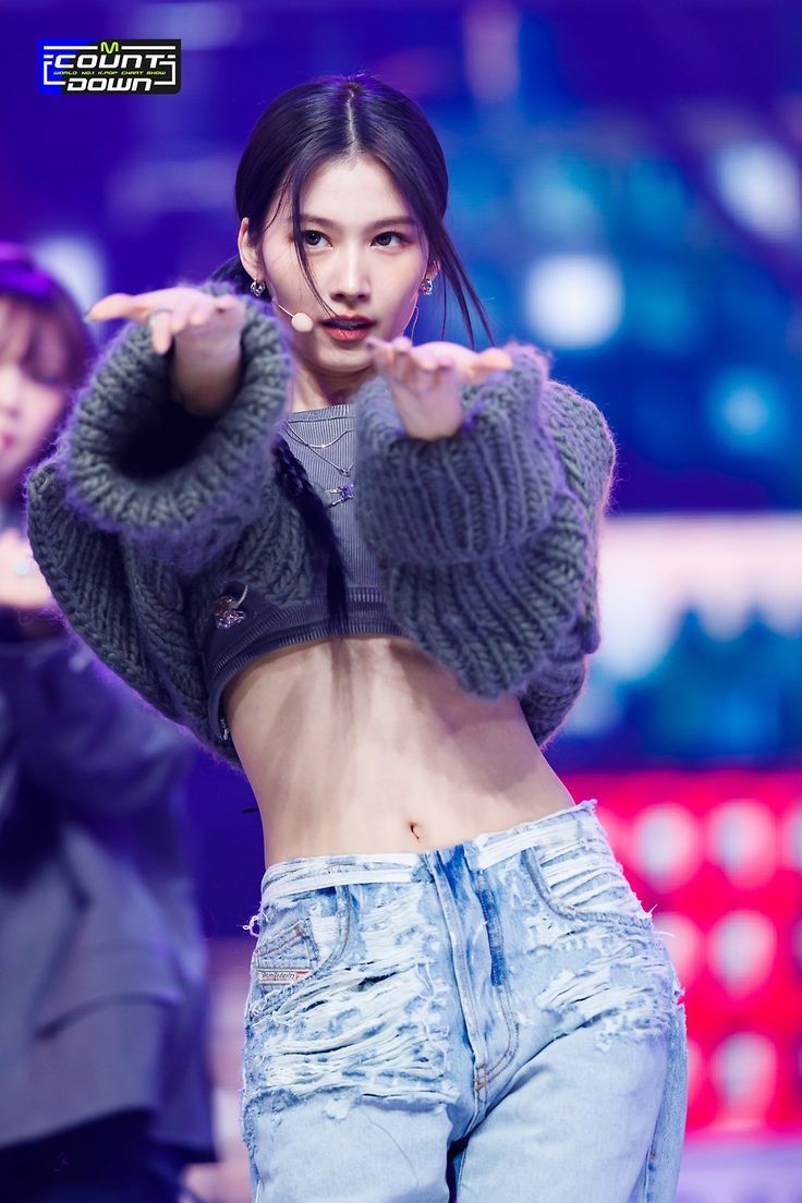 230316 Sana - Set Me Free @MCD