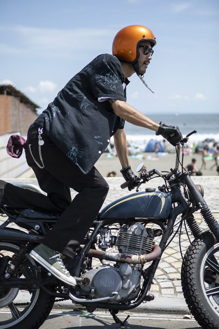 バイク乗り必見！ ダサくならない、 大人のバイカーファッション15選