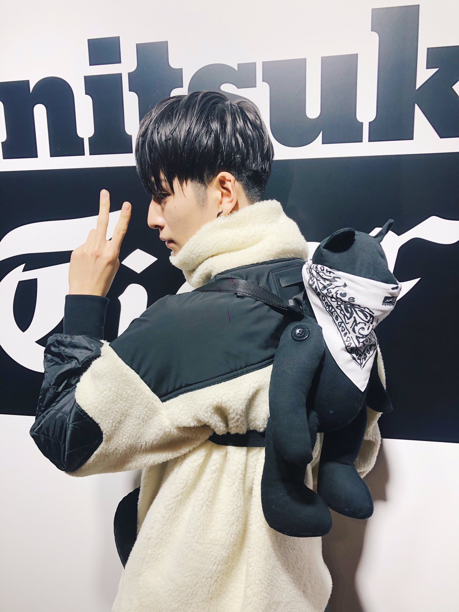 長谷川慎 クッション 長谷川慎 白衣装 クッション 長谷川慎 白衣装