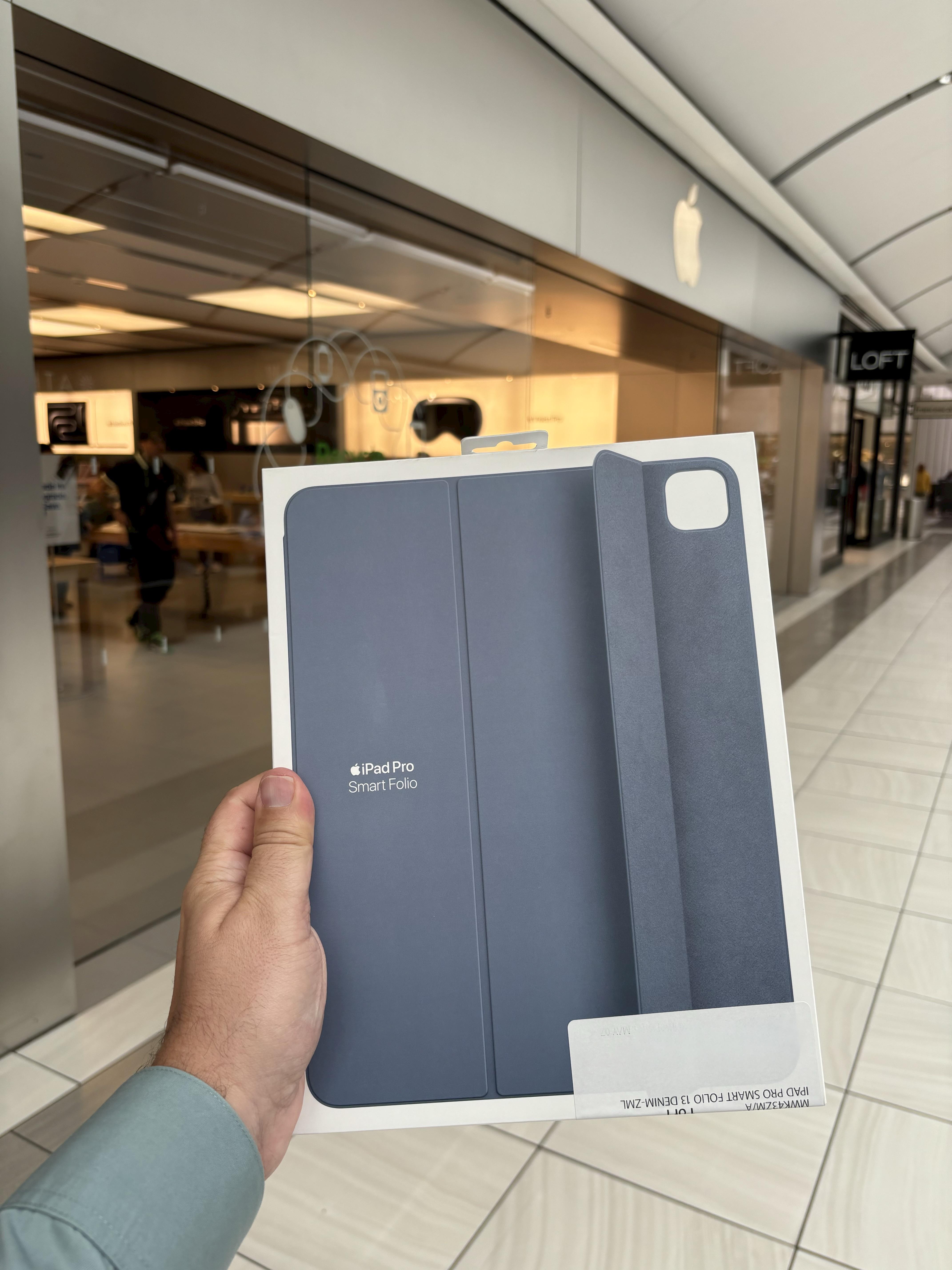 M4 iPad Pro Smart Folioは、すでにApple Storeで販売されています