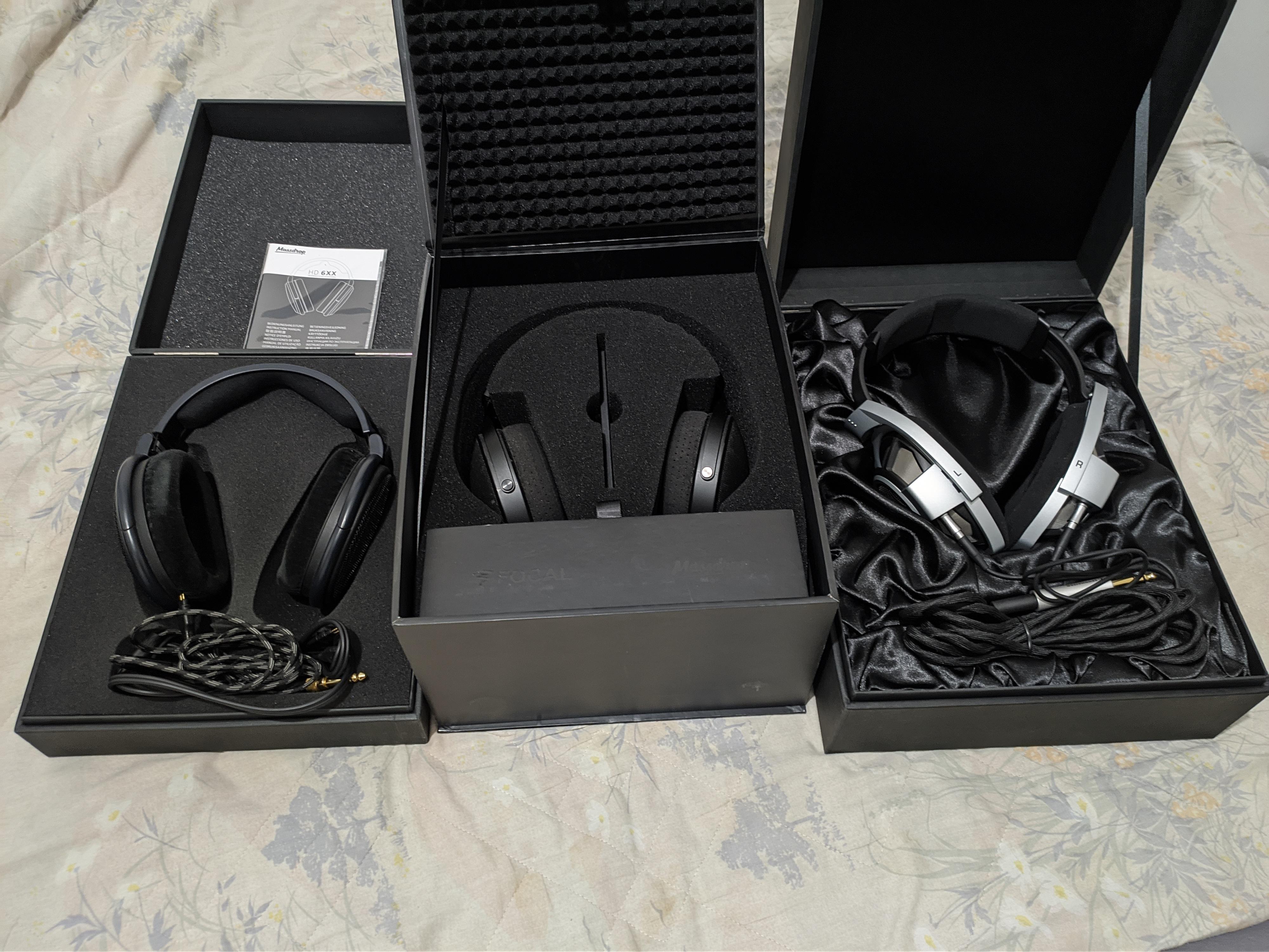 Latest addition to the family, HD800. : r/headphones