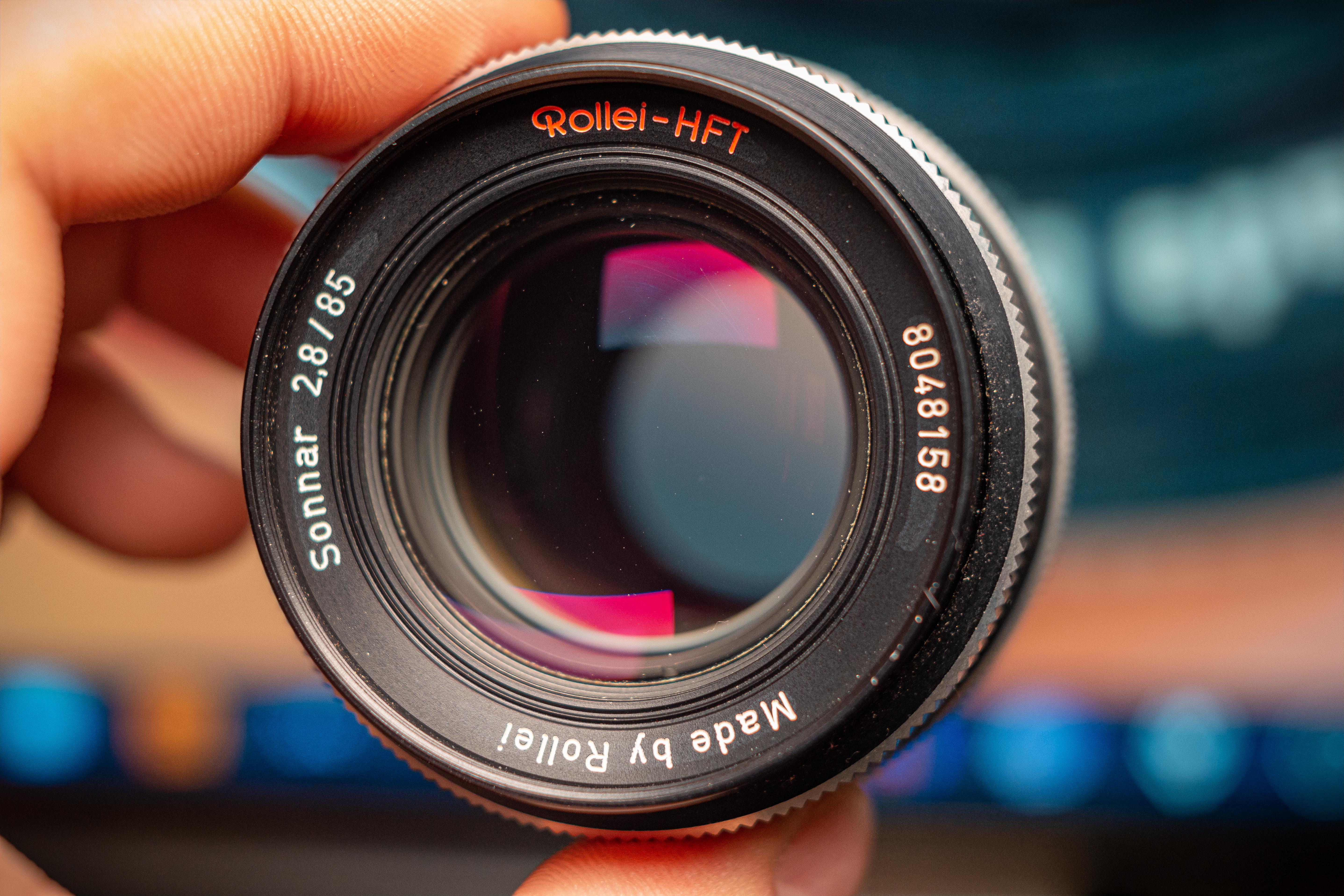 This Rollei HFT Sonnar 85mm f/2.8 with M42 mount is kind of a