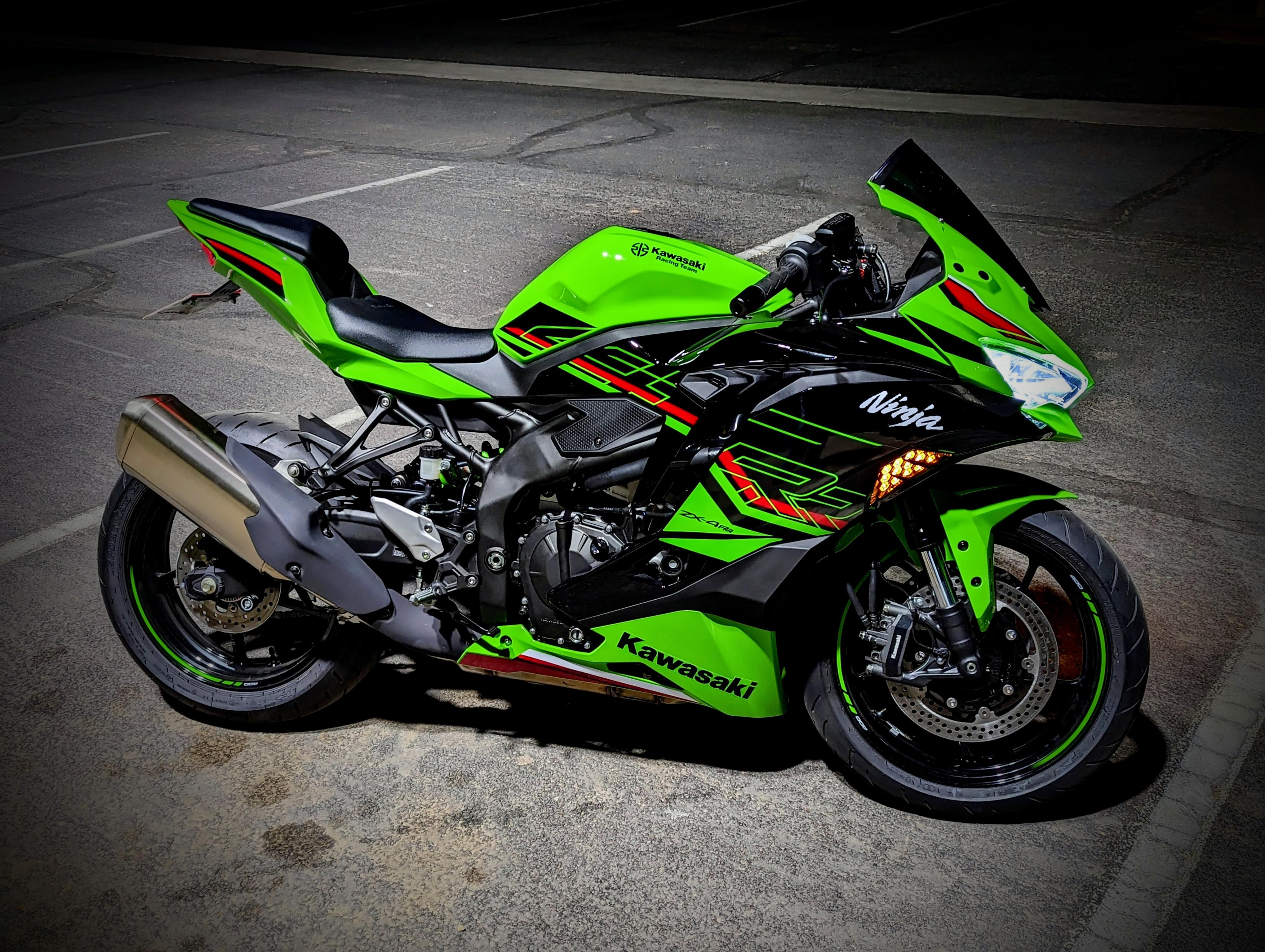 Man, this thing is a beauty. : r/zx4r