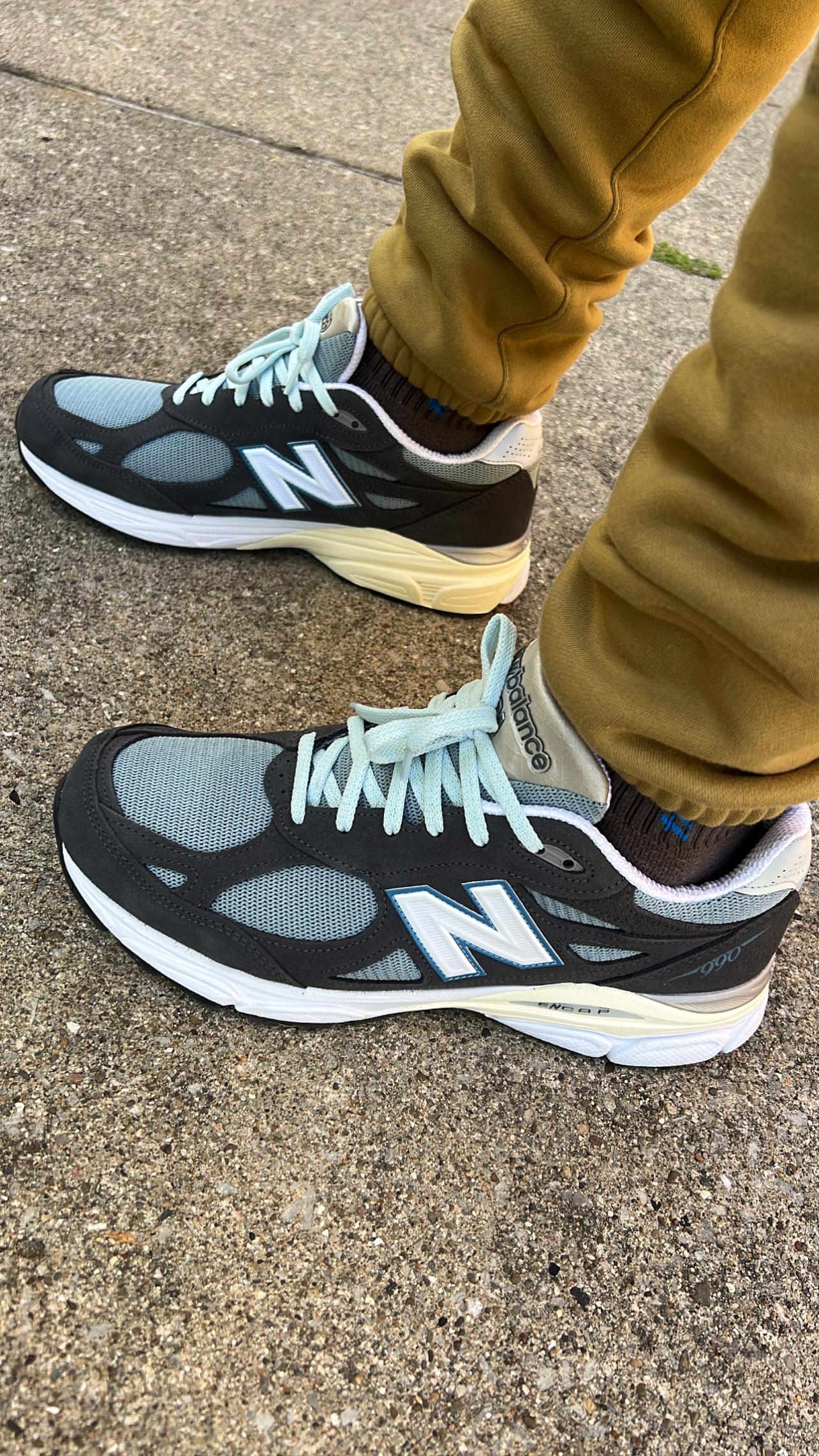 Kith steel blue/grey 990v3 such a very clean colorway and is