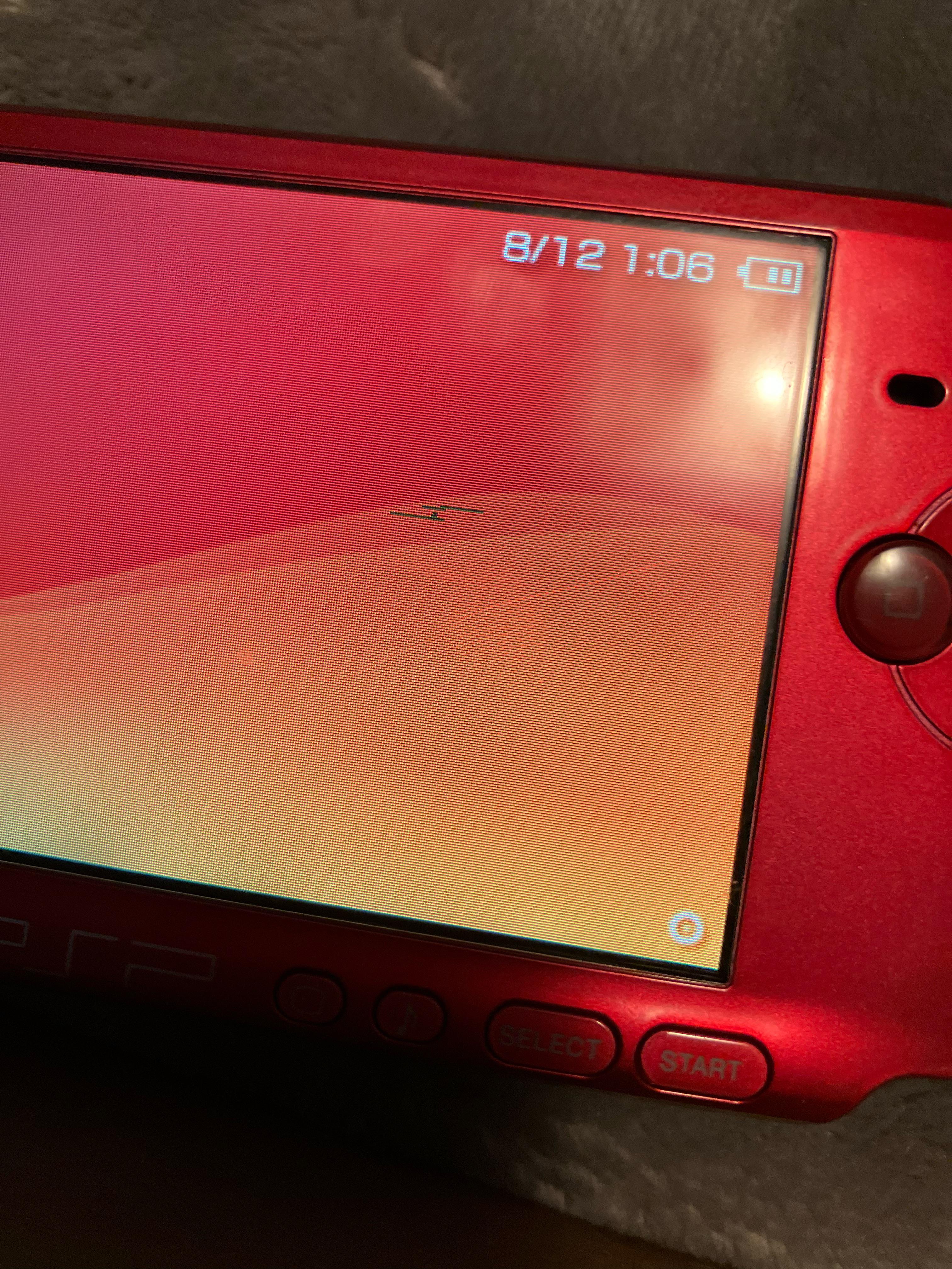 これってPSP 3000の画面にドット抜け/固着してるピクセルかな？ : r/PSP
