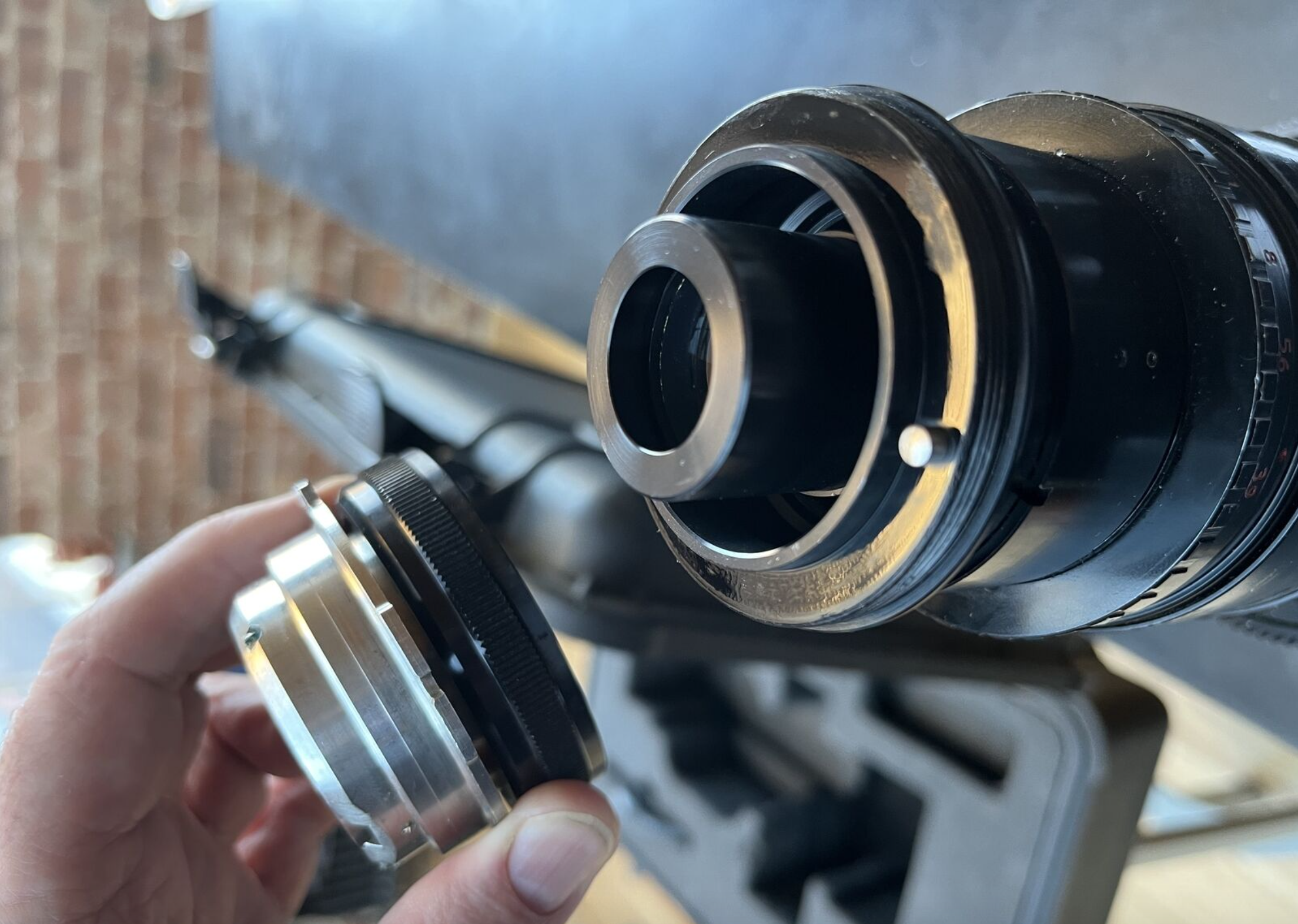 これは何のレンズマウント？ ヴィンテージのアンジェニュー25-250mm f