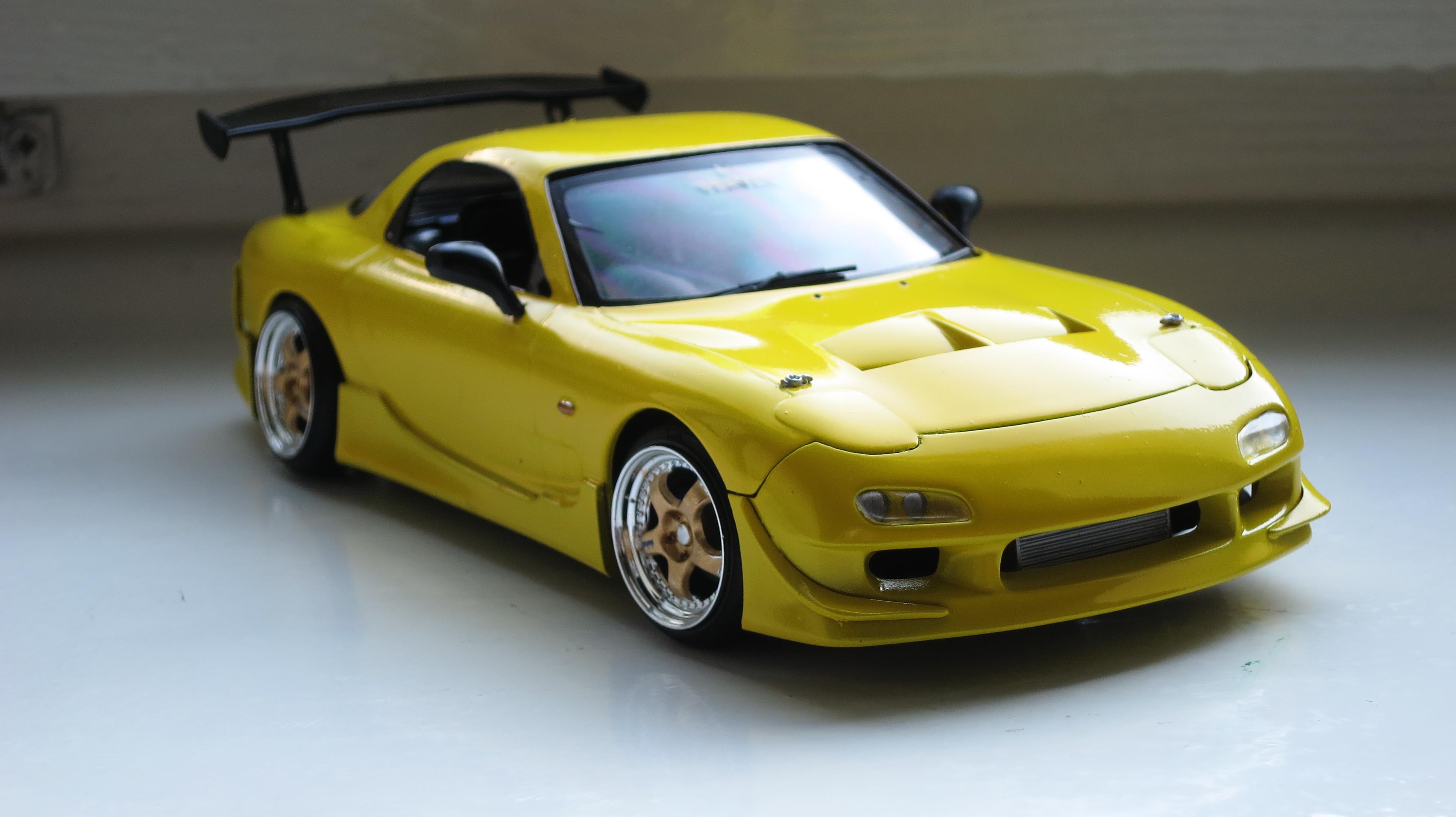 Mazda RX7 Vertex, Aoshima 1:24 : r/modelmakers