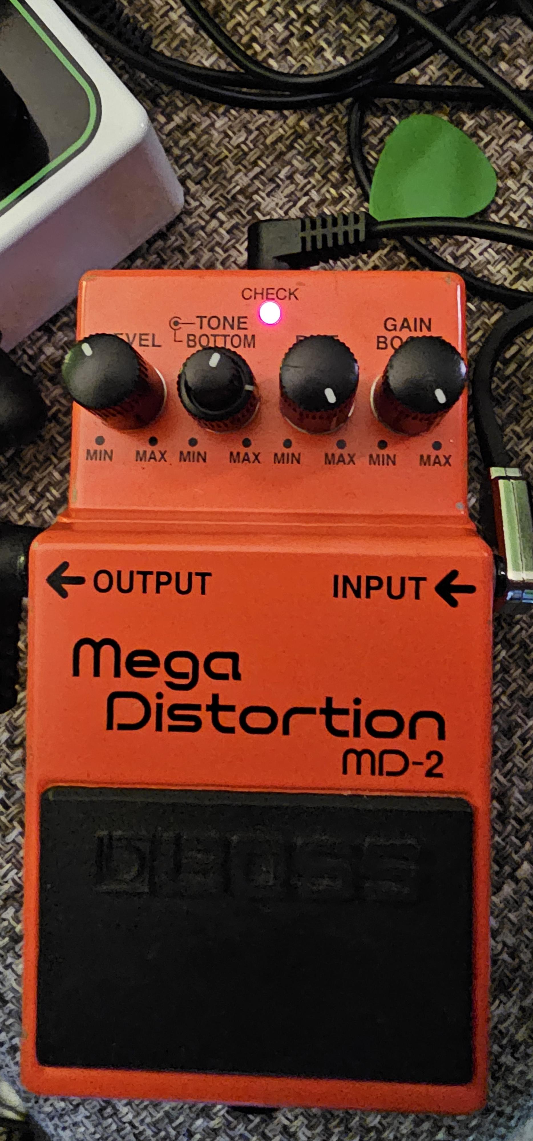 Boss MD-2 Mega Distortion : r/guitarpedals