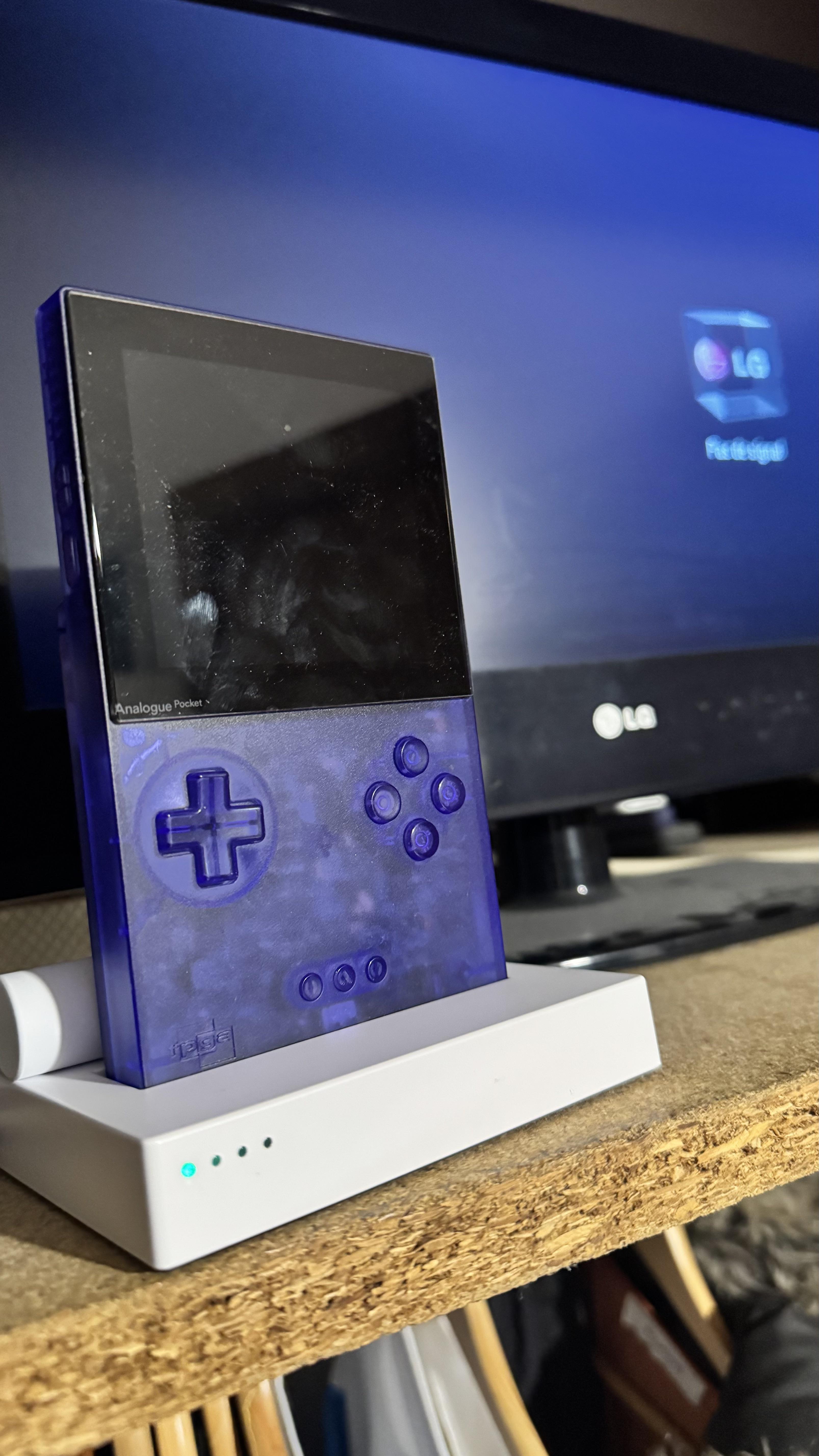 Analogue Dock ゲットしたんだけど、最高だよ！ : r/AnaloguePocket