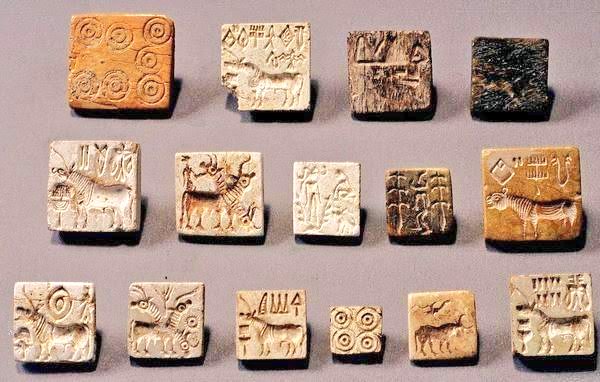 インドのドーラヴィーラにあるインダス文明遺跡で発見されたハラッパー