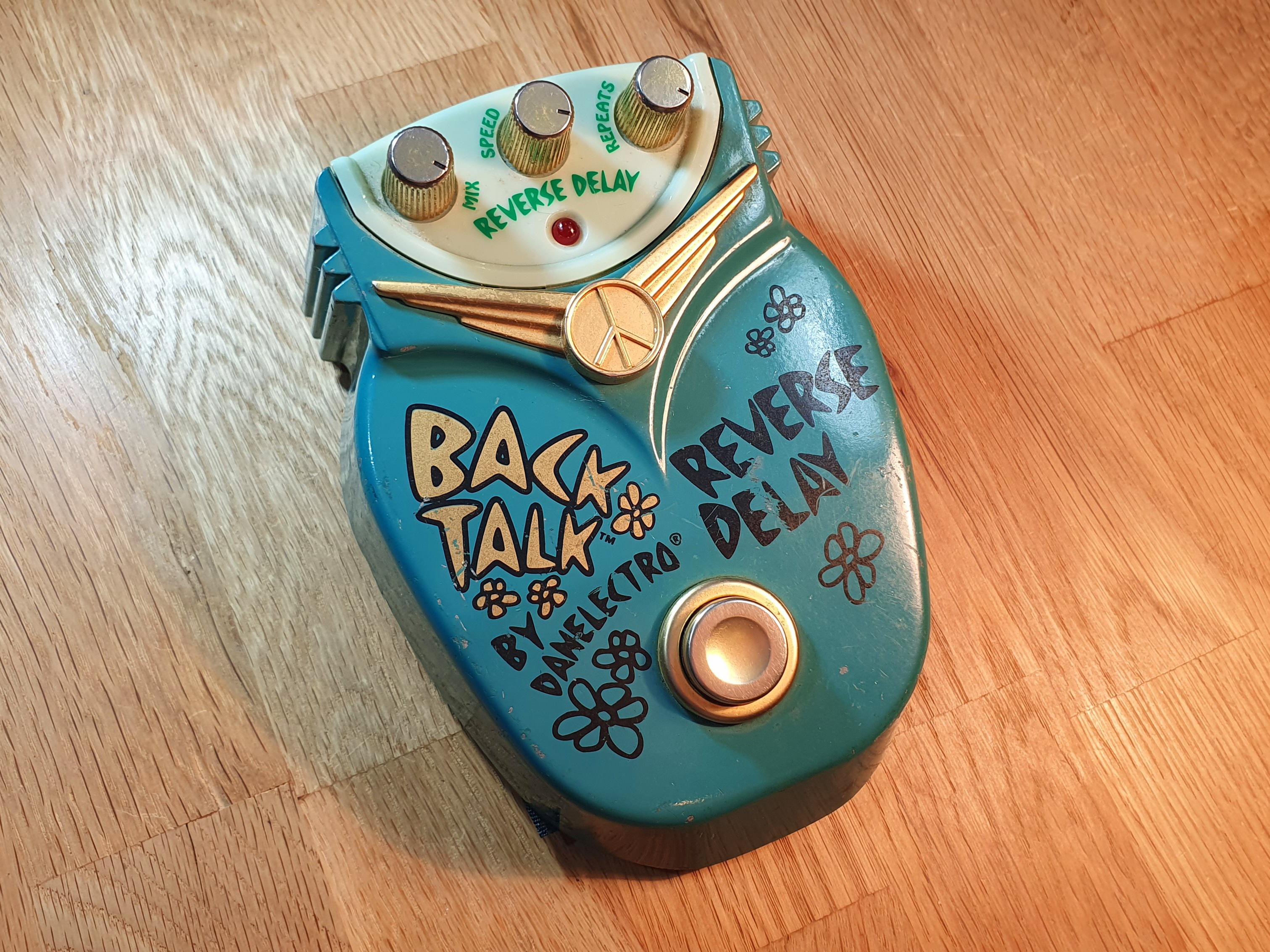 Danelectro Back Talk - 史上最高のリバースディレイ！ : r/guitarpedals