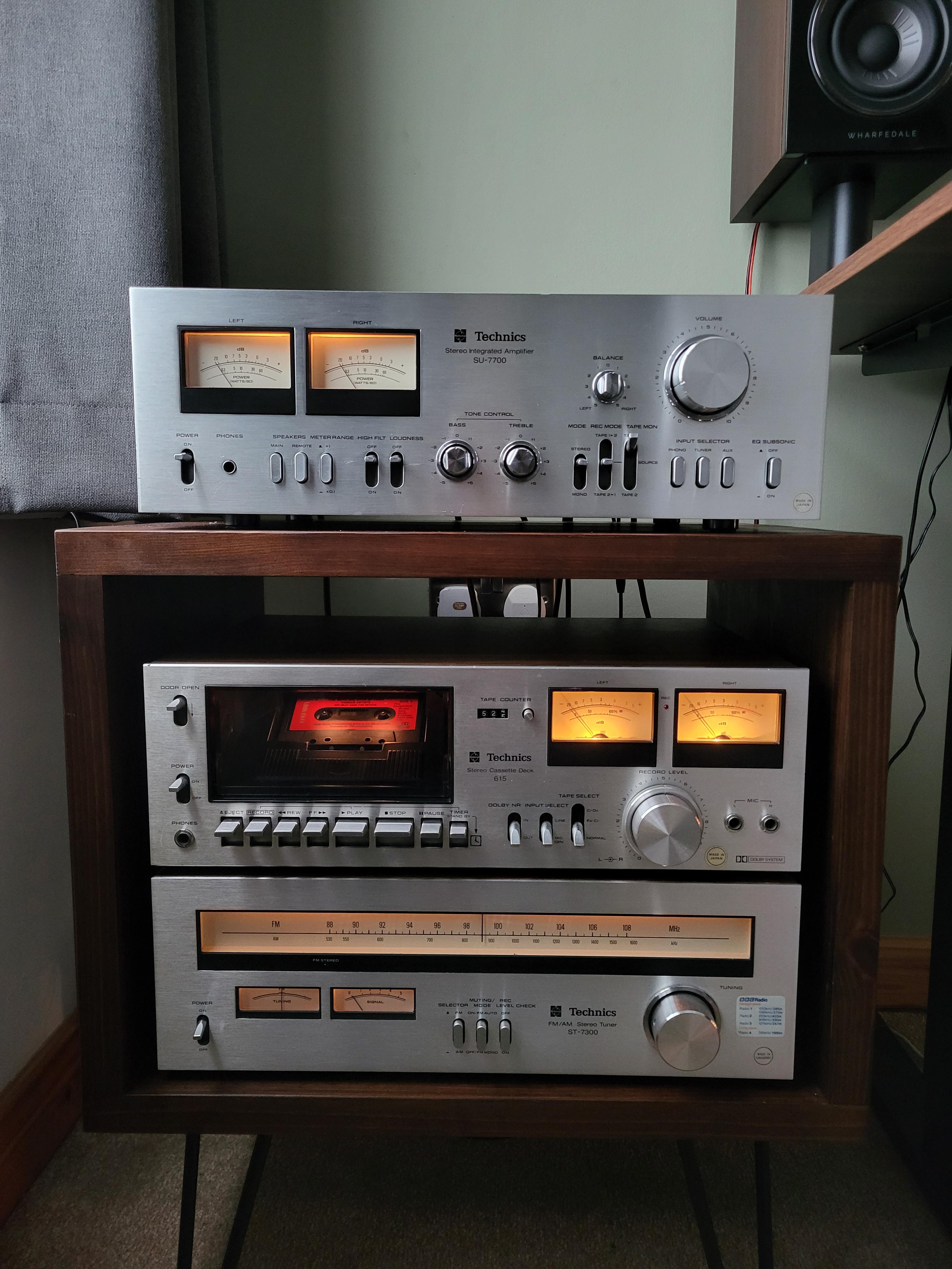 1970年代のテクニクススタック、コンプリート！ : r/vintageaudio