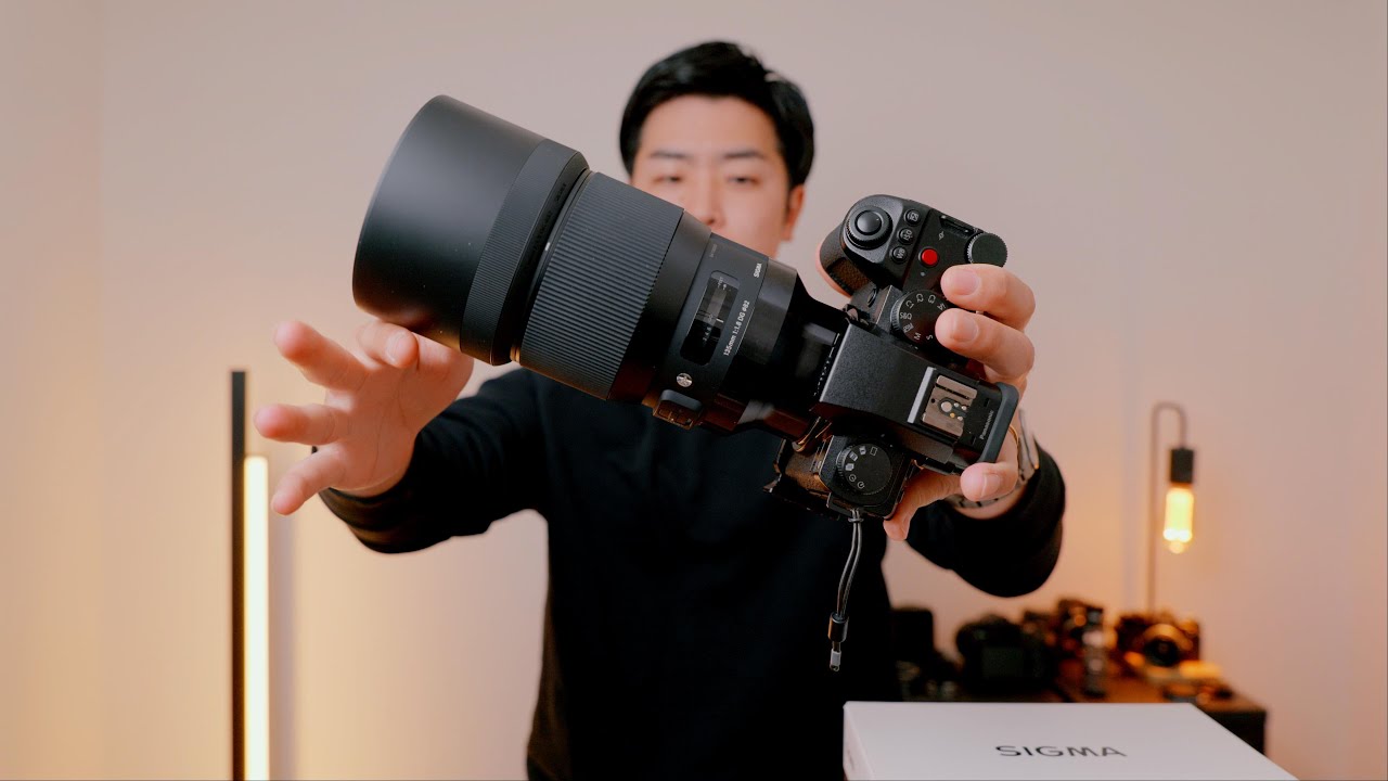 I gave up my old lens and got a new one: SIGMA 135mm f1.8 Art