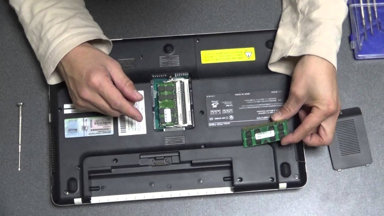 VAIO VGN-NW71FB PCG-7184N ノートパソコン分解 - YouTube