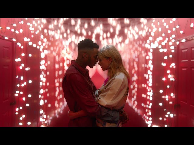 Taylor Swift - Lover (Official Music Video) - YouTube