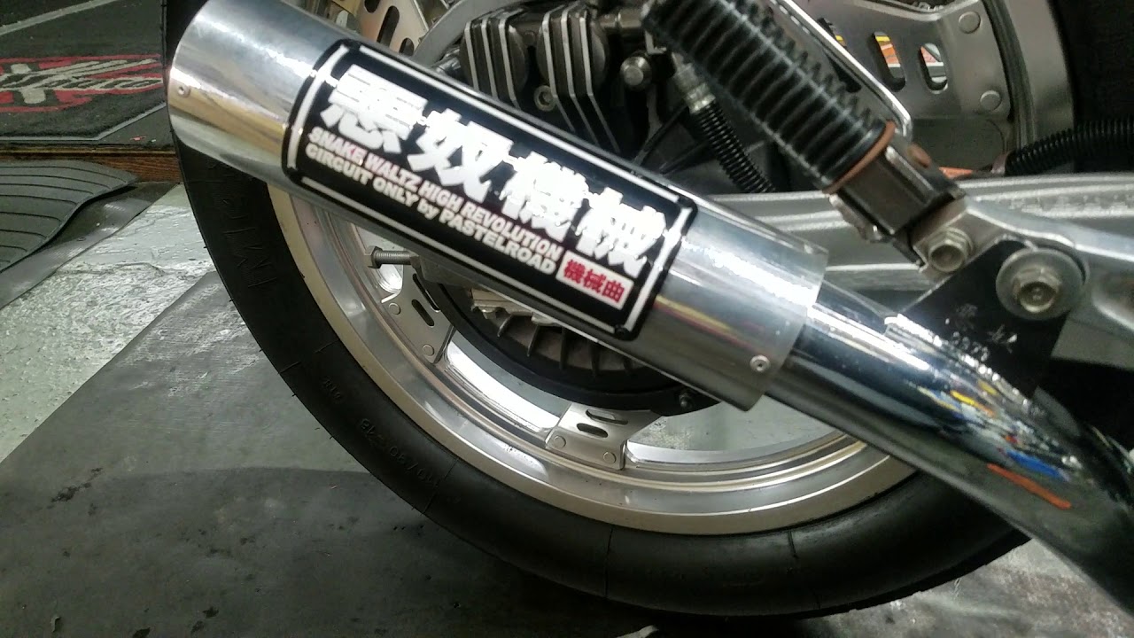 CBX400F マフラーサウンド ワルツ機械 - YouTube