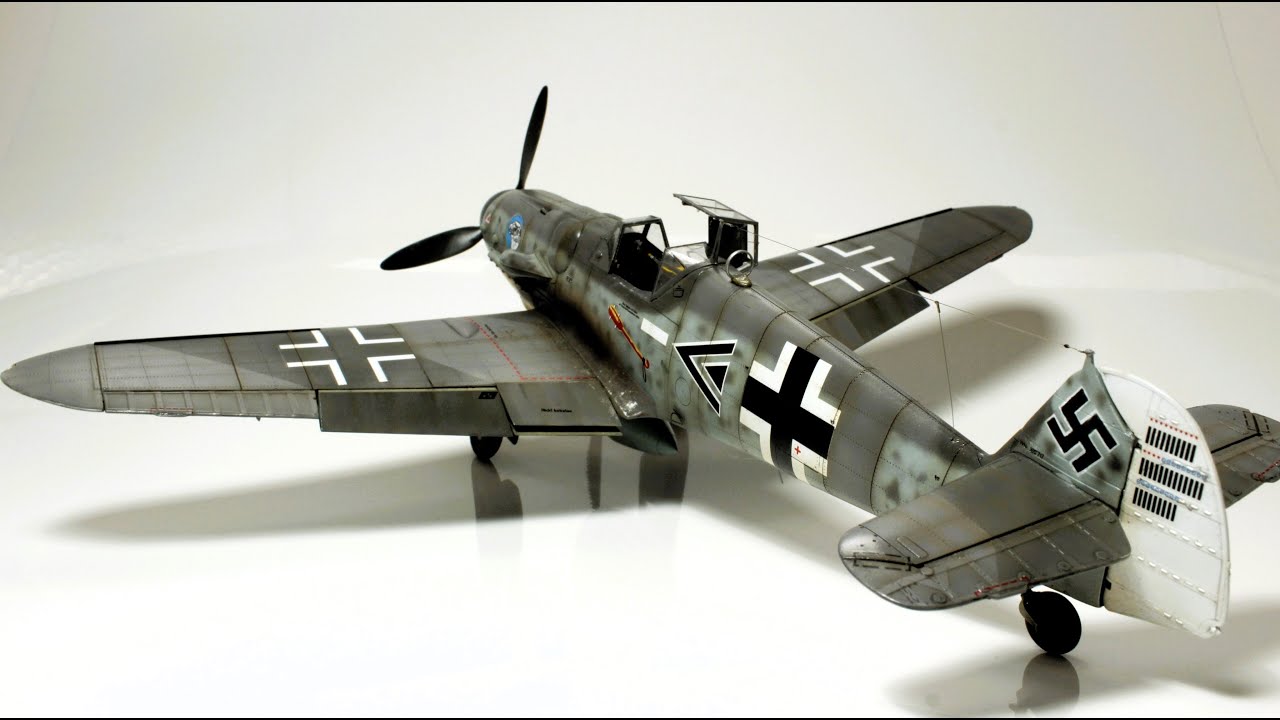 Revell 1/32 Messerschmitt BF 109 G2/4 REVIEW - YouTube