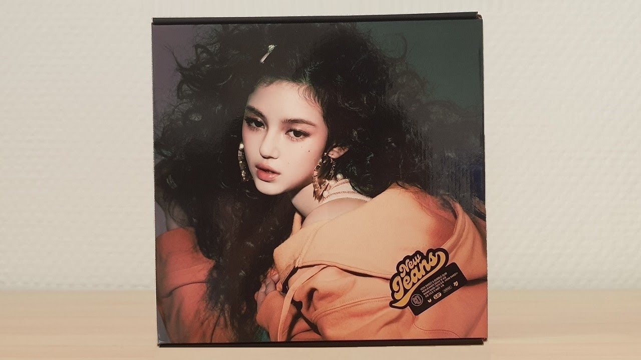 NewJeans - How Sweet (Danielle Ver.) CD UNBOXING - YouTube