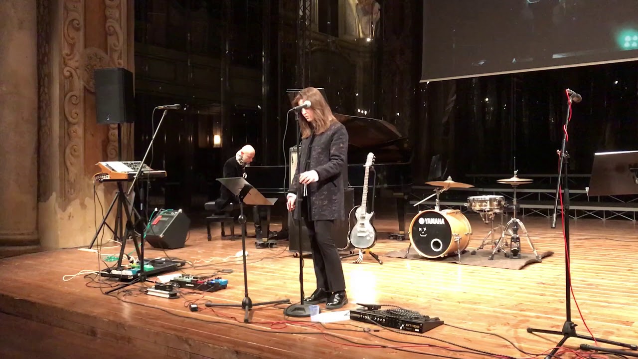 Greg Lake Live in Piacenza - Introduction to the city 22/12/2017