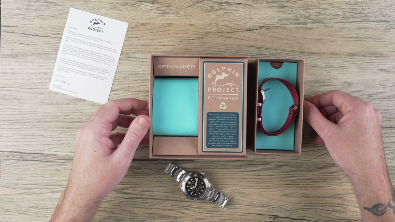 CROFT MID-SIZE AUTOMATIC DOLPHIN PROJECT LIMITED EDITION | FEATURE