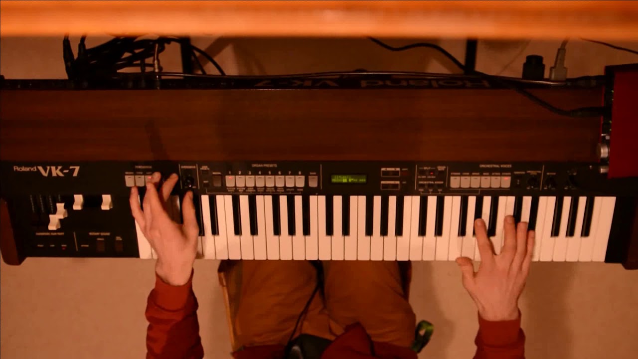 Roland VK 7 Demo - YouTube