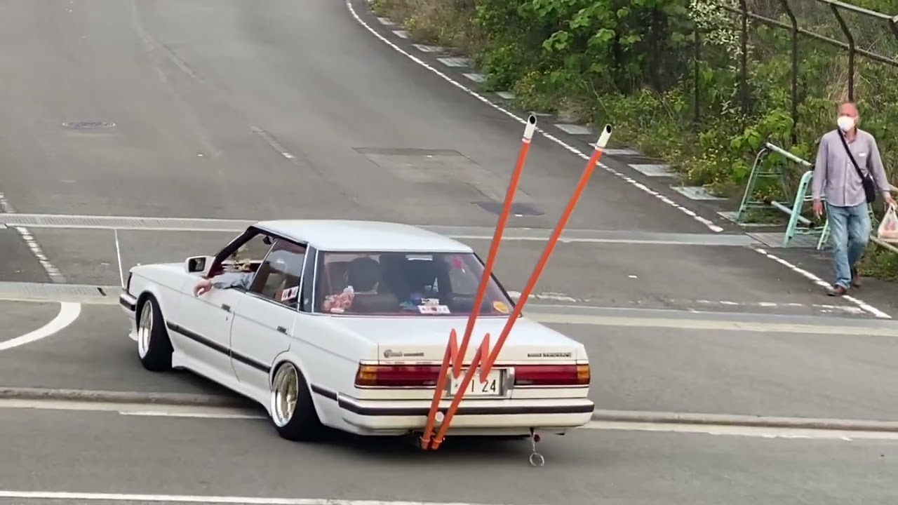 デコトライベントに街道レーサー！！イナズマ竹槍マフラー！！ - YouTube