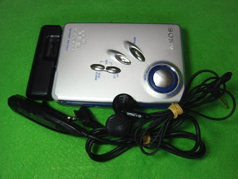 SONY カセットウォークマン WM-EX631（紹介編） - YouTube