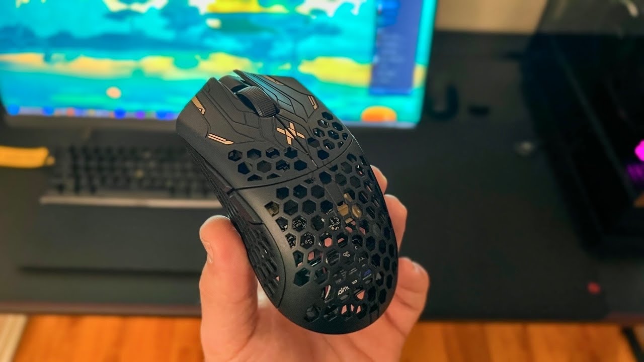 Finalmouse UltralightX Guardian (Lion)Medium Unboxing Video - YouTube