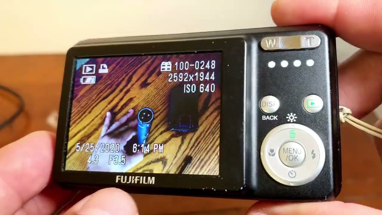 How to add a Timestamp to a photo Fujifilm Finepix J10 Tutorial