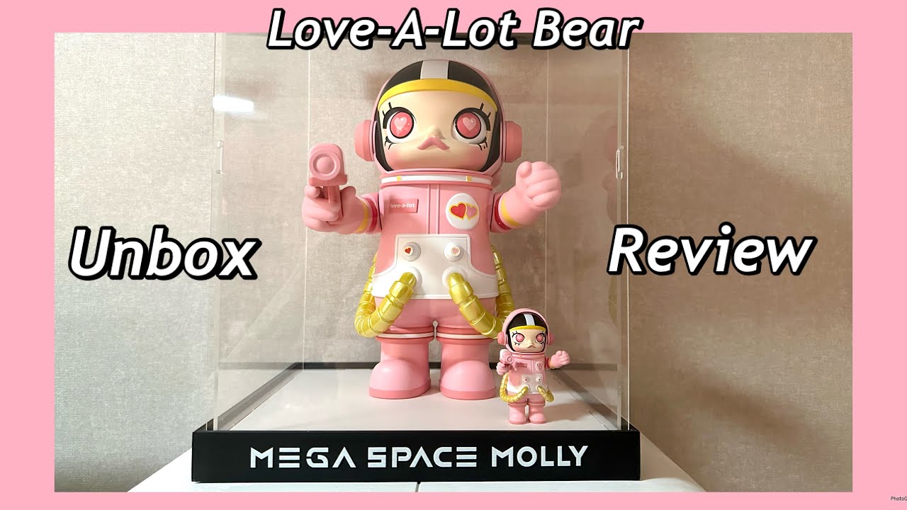 Unbox and Review Mega Space Molly 400% + 100% Love a Lot Bear from