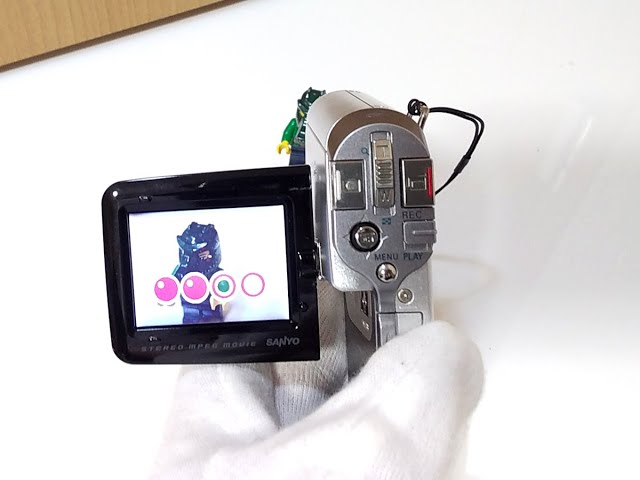 SANYO Xacti DMX-C5 Camcorder Digital Movie Camera - YouTube