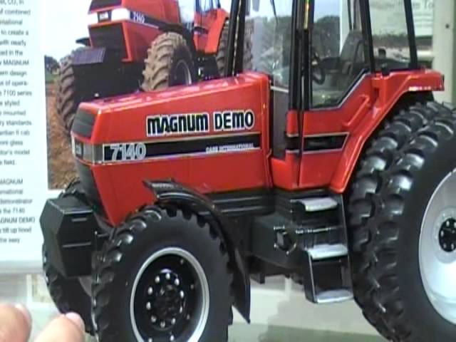 Case IH Magnum 7140 トラクター模型 1/16スケールモデル IMG_E51501.jpg