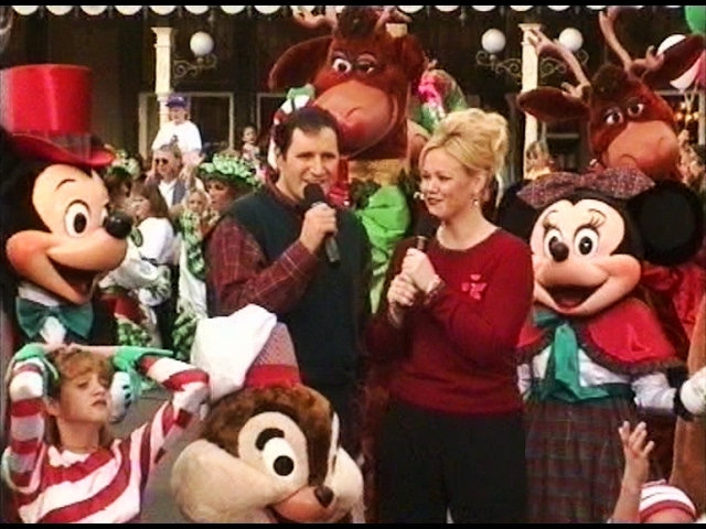 ABC's Taping of Mickey's Very Merry Christmas Parade ❄Magic