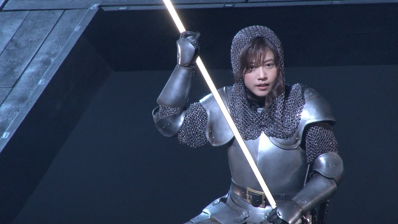 有村架純 主演舞台「ジャンヌ・ダルク」／総勢130名！圧巻の戦闘シーン