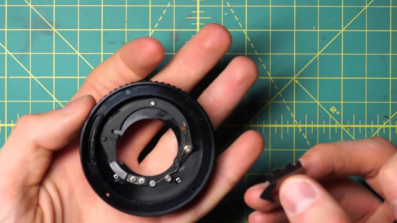 Minolta MC Rokkor-PF 50mm f1.7 Lens Disassembly - YouTube
