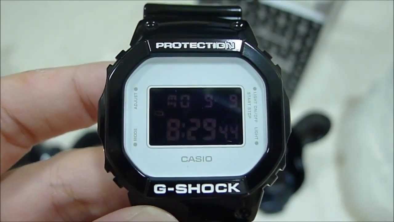 Casio G-Shock - Medicom Toy Bearbrick - Black [DW-5600MT-1JR