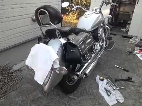 ドラッグスター1100 マフラー交換 バンス＆ハインズ - YouTube