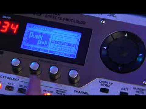 GT-10 Multi-effects Demo (1/2) - YouTube