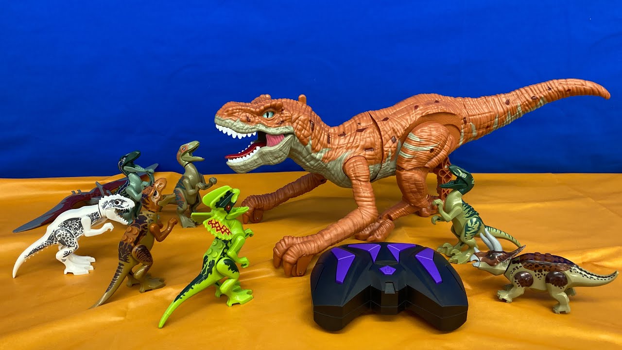 恐竜ラジコンおもちゃだよ！動くよ大暴れ！ - YouTube