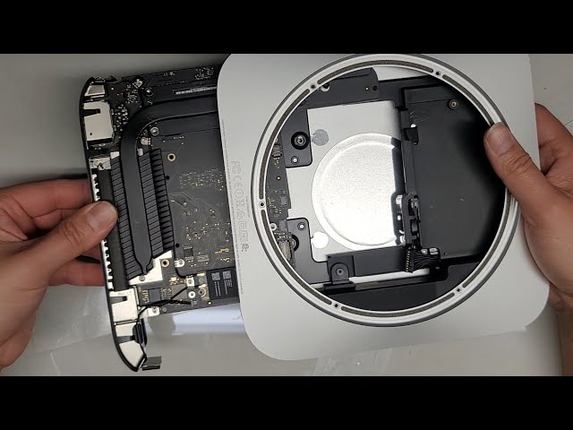 Late 2014 Apple Mac Mini Model A1347 Disassembly SSD Hard Drive