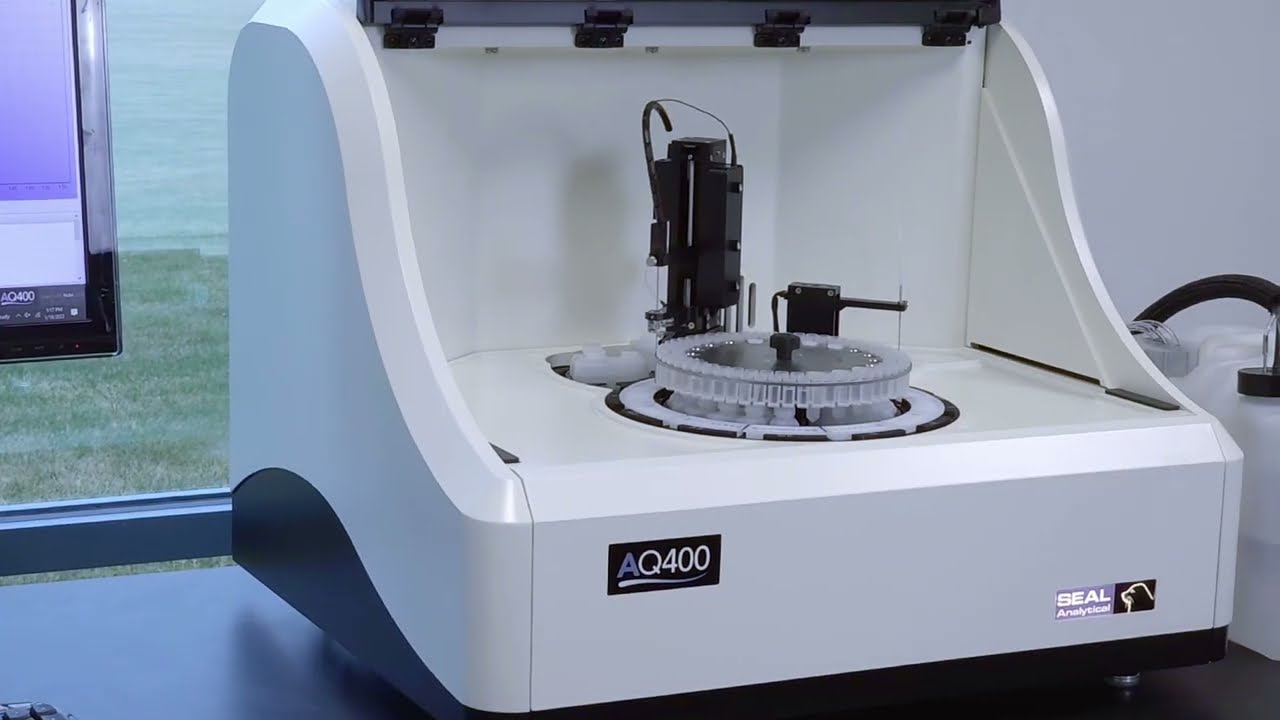 AQ400 Discrete Analyzer - YouTube