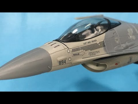 HOBBYMASTER 1/72 F-16CM Fighting Falcon 92-3894, PACAF Viper Demo