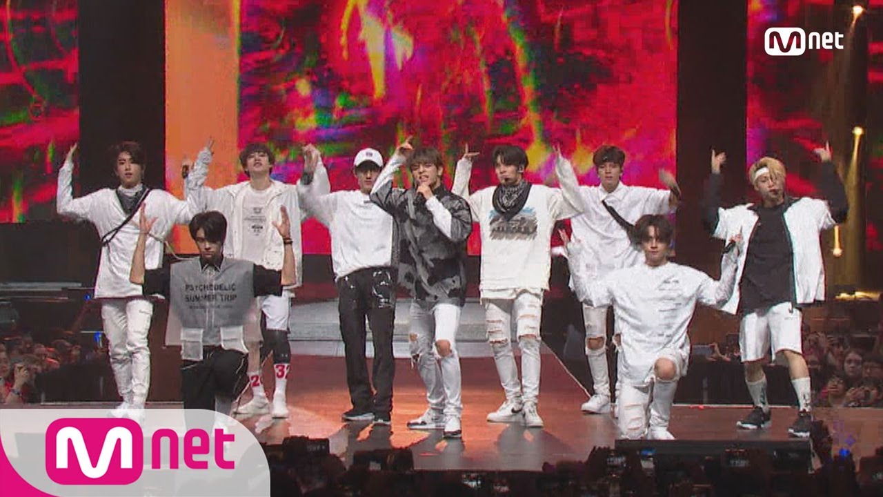 KCON 2018 NY] Stray Kids - INTRO + District 9ㅣKCON 2018 NY x M