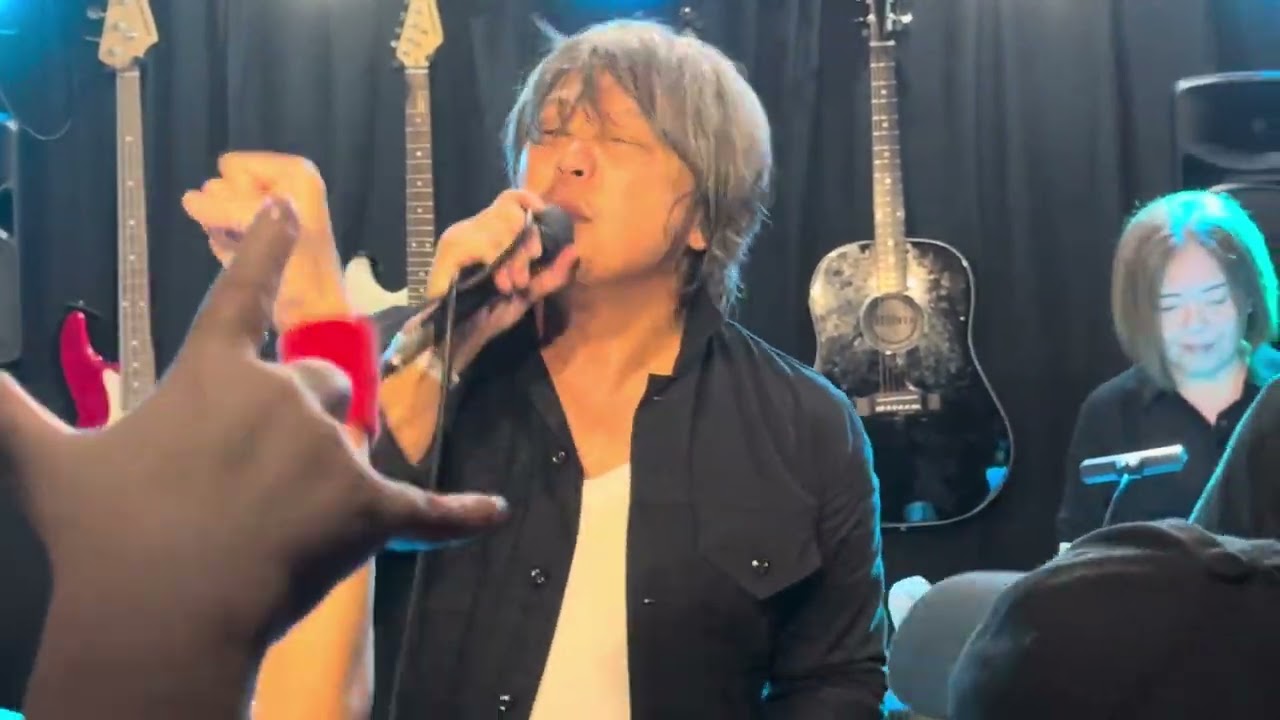 CRAZE - NAKED BLUE, I LOVE YOU (Vo.鈴木慎一郎) - YouTube