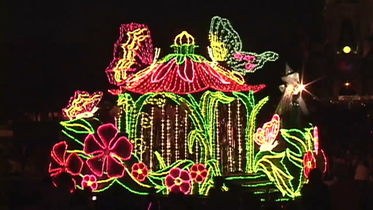 ディズニー・ファンティリュージョン! - YouTube